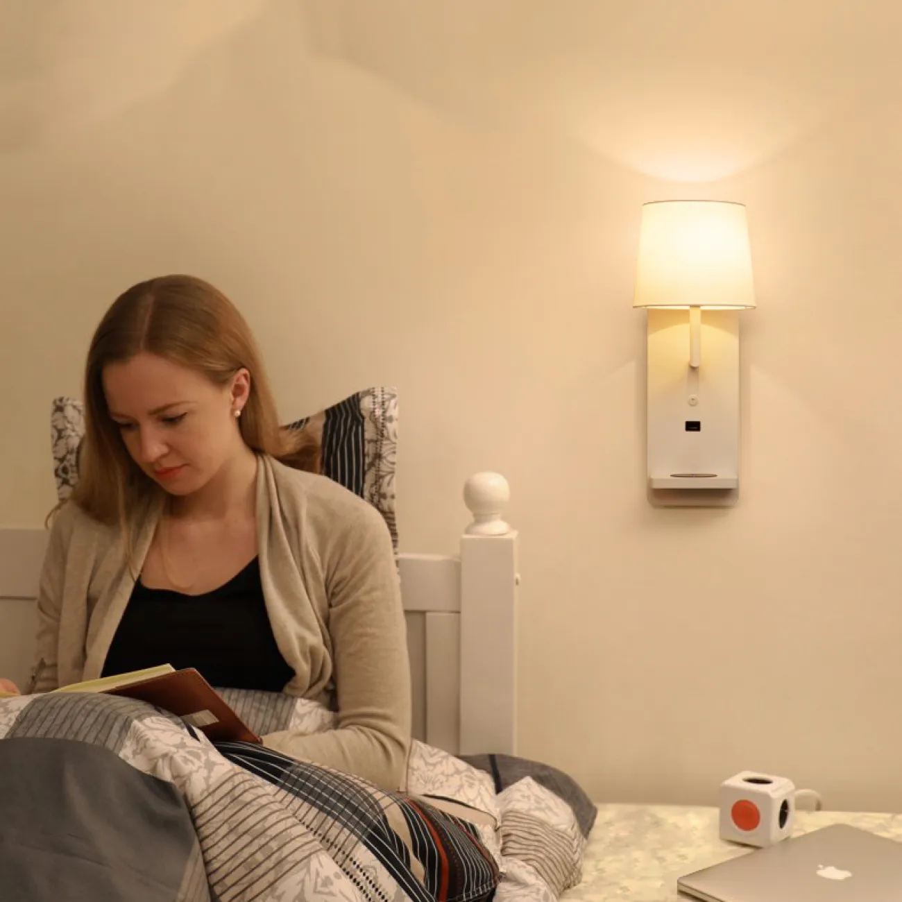 Настенный светильник VILLA B Black от ImperiumLoft