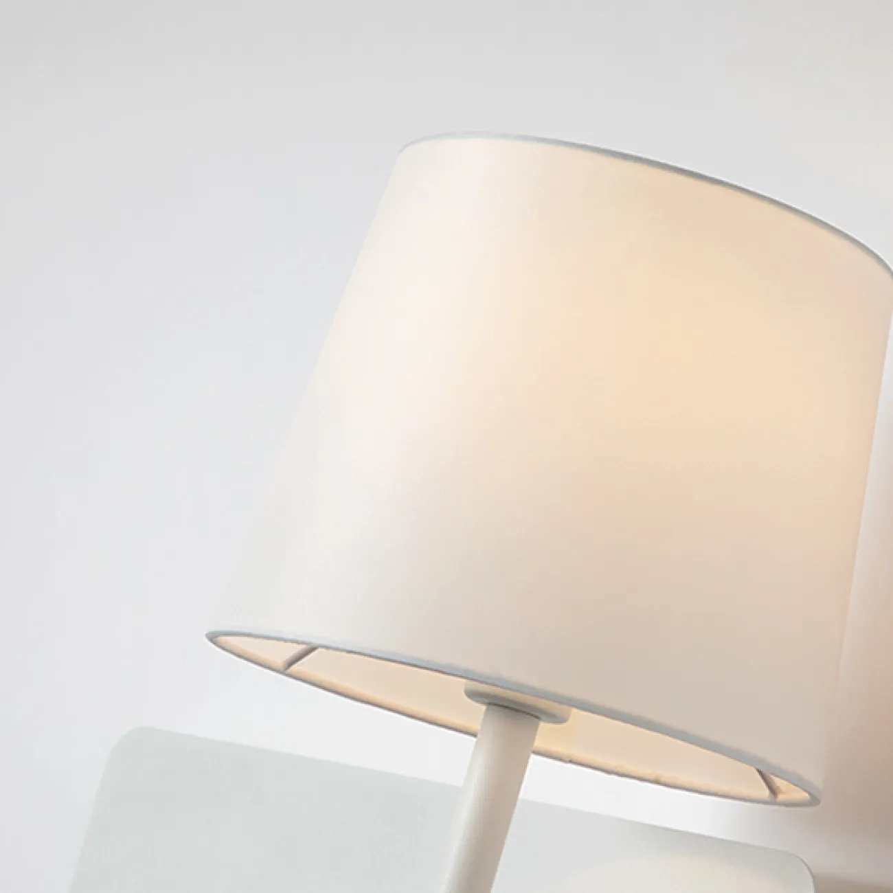 Настенный светильник VILLA Right White от ImperiumLoft Настенный светильник VILLA Right White от ImperiumLoft