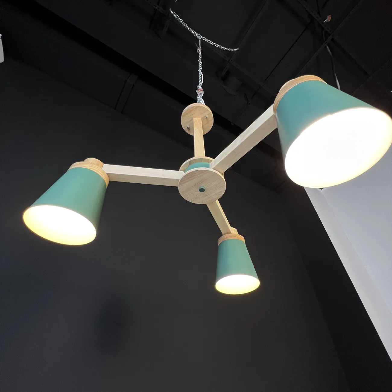 Потолочная люстра PROP 3 Grey от ImperiumLoft Потолочная люстра PROP 3 Grey от ImperiumLoft