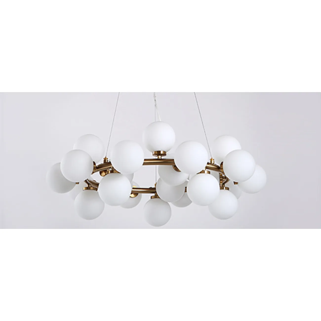 Люстра Milk Bubble Round Chandelier от LaLume Люстра Milk Bubble Round Chandelier от LaLume