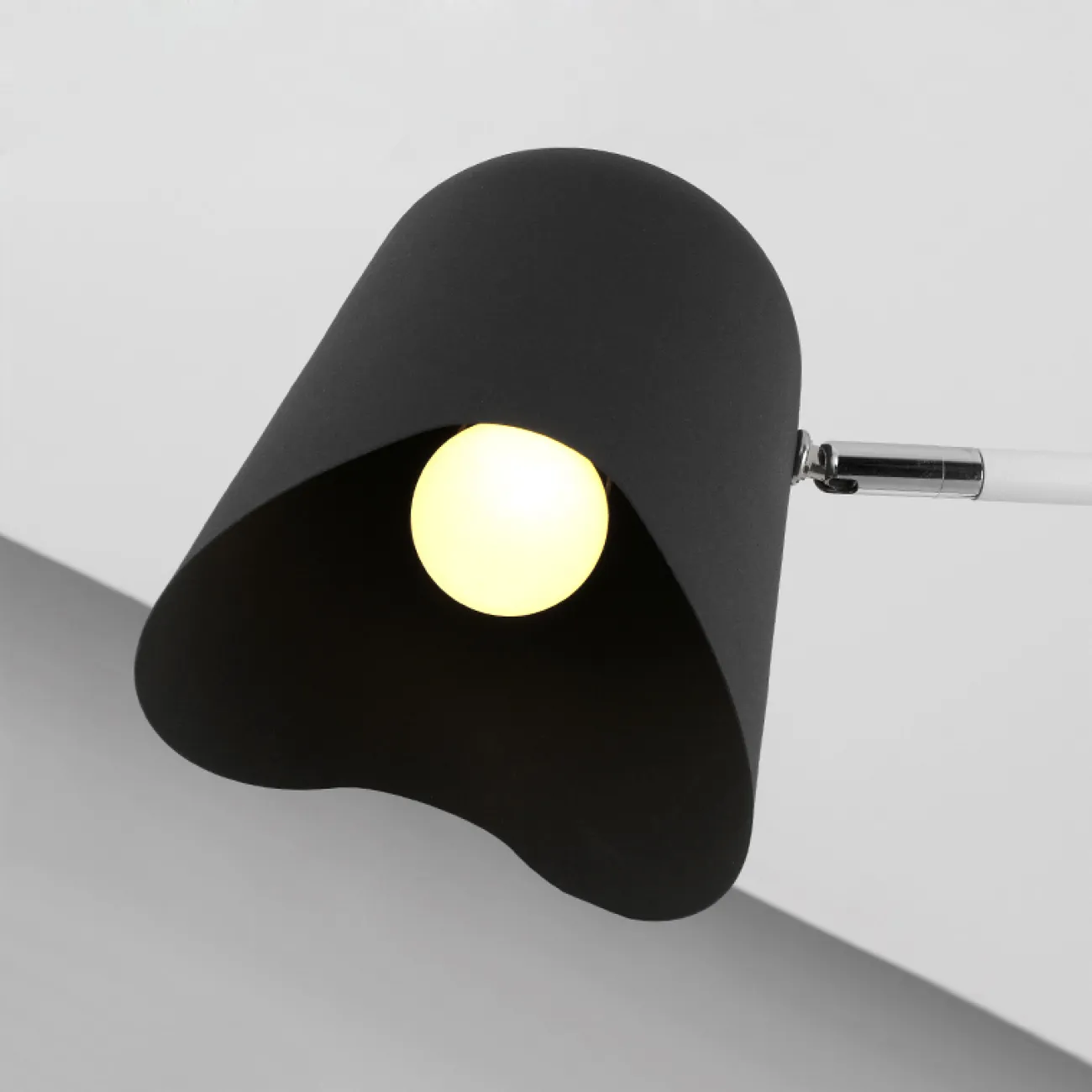 Люстра на штанге NOTCH D70 White от ImperiumLoft