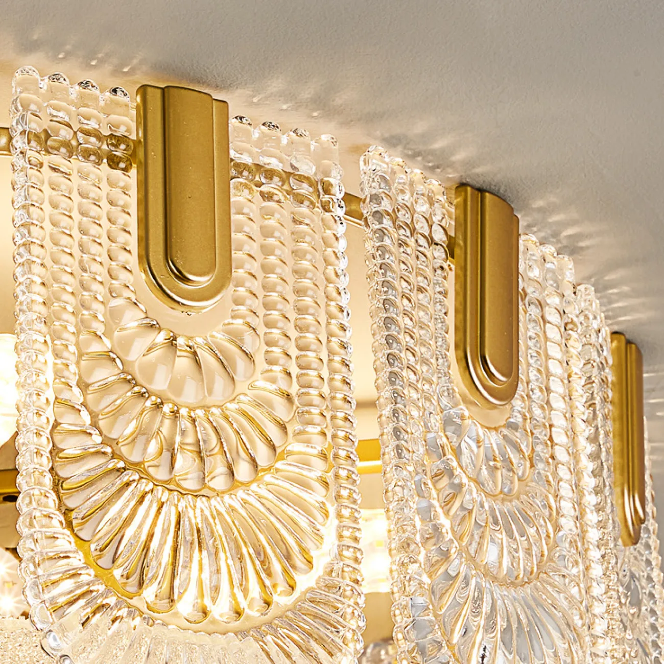 Потолочная люстра LAURENCE CH D60 от ImperiumLoft