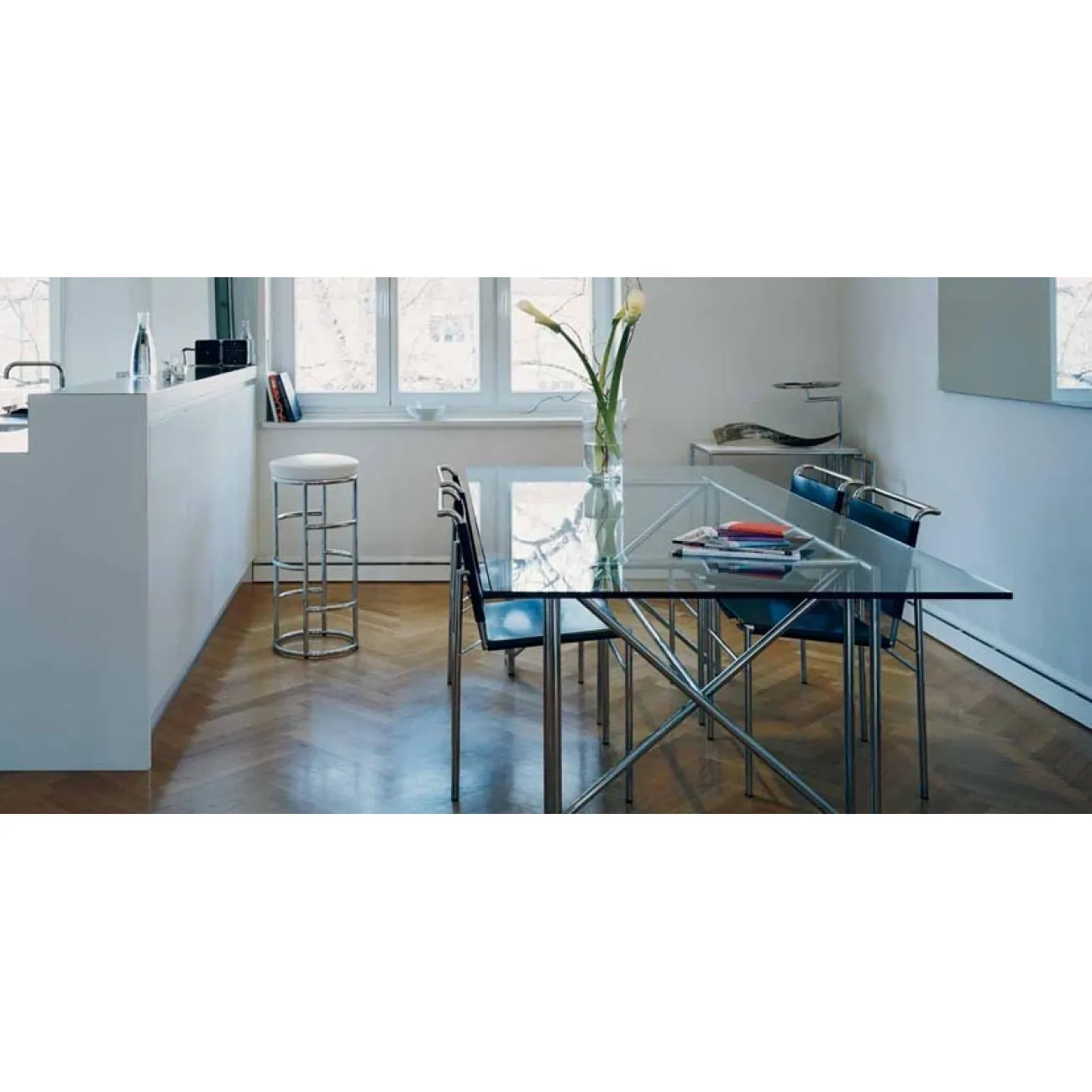 Барный стул Satish Bar Stool designed by Eckart Muthesius от LaLume