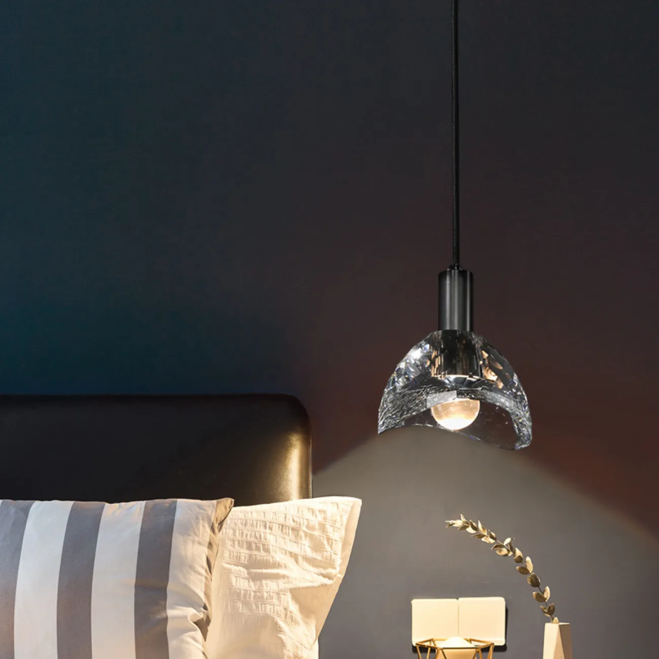 Подвесной светильник ALOIS Black от ImperiumLoft