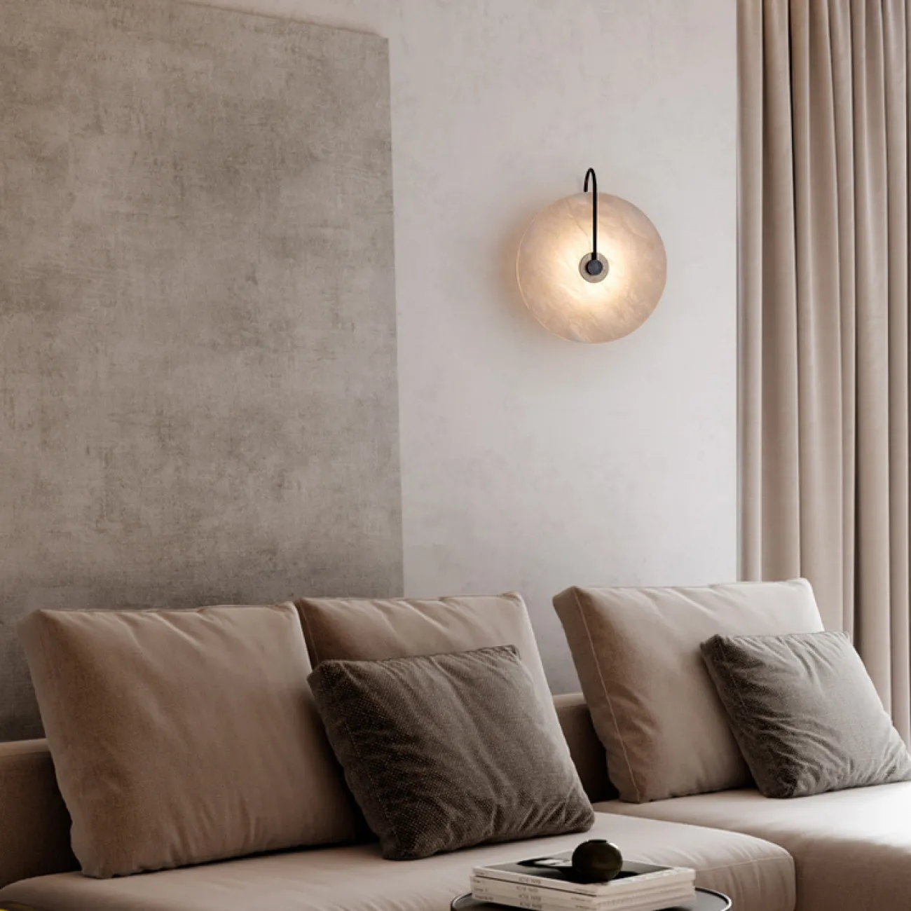 Настенный светильник с рассеивателем в виде алебастрового диска LAMBERT B WALL