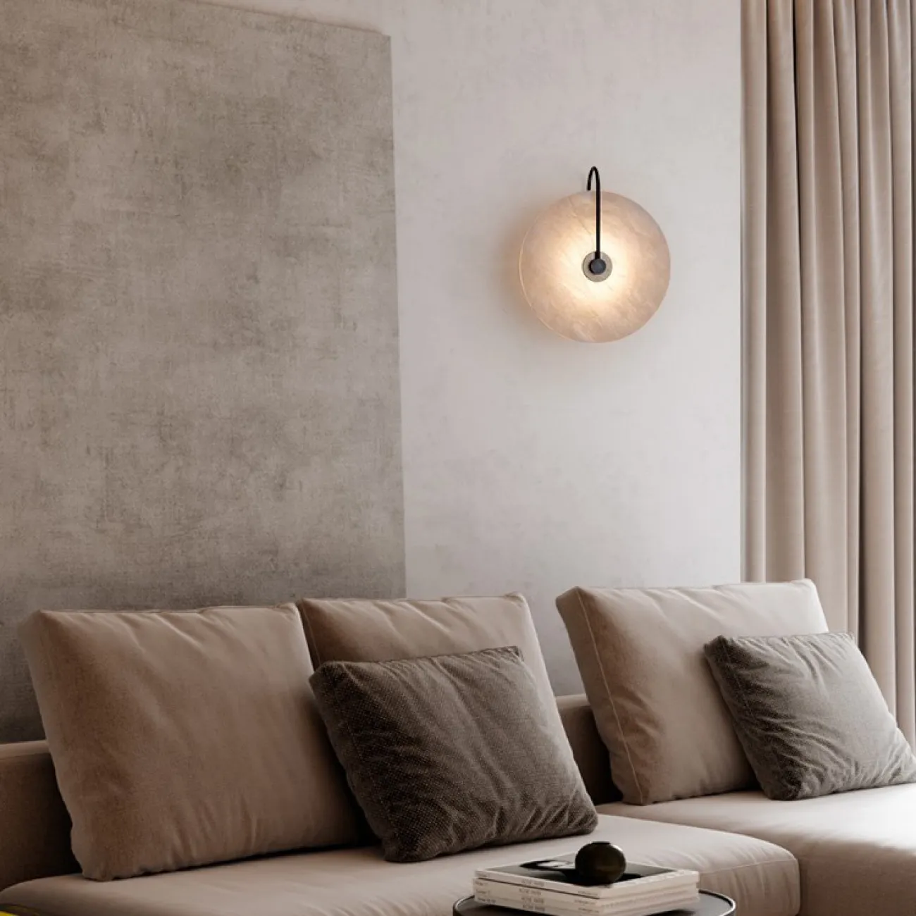 Настенный светильник с рассеивателем в виде алебастрового диска LAMBERT B WALL