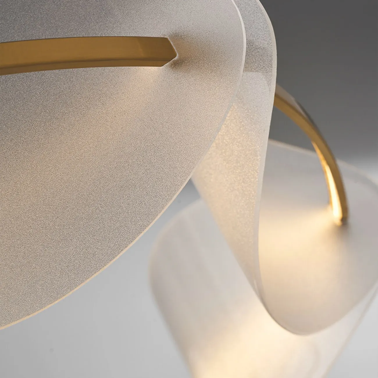 Подвесная люстра KEARNEY D80 Gold от ImperiumLoft