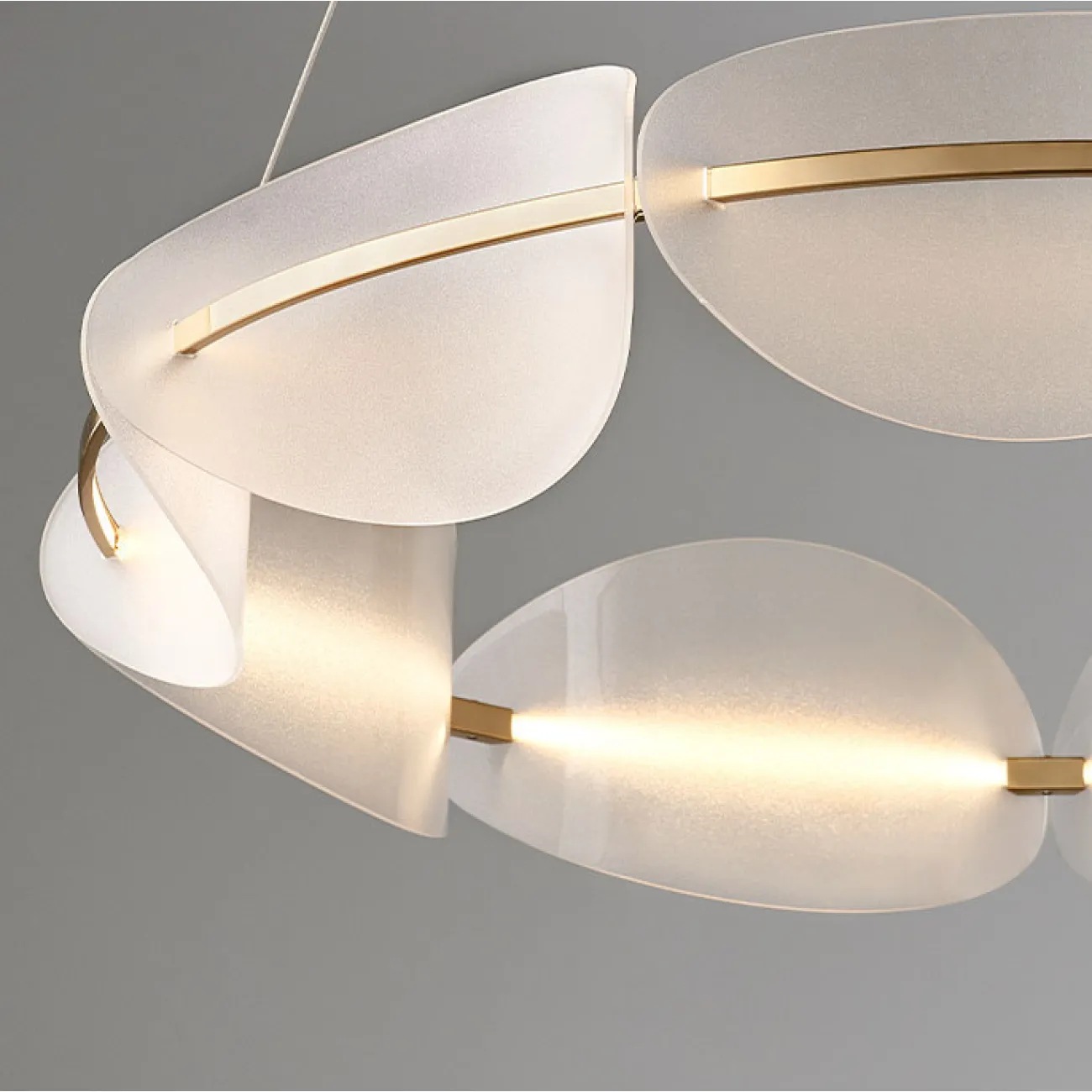 Подвесная люстра KEARNEY D56 White от ImperiumLoft