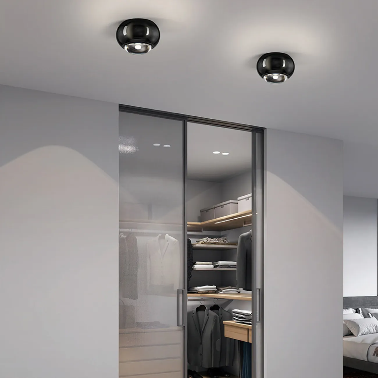 Точечный светодиодный светильник с черным глянцевым корпусом шаровидной формы со встроенной оптической линзой AMDI