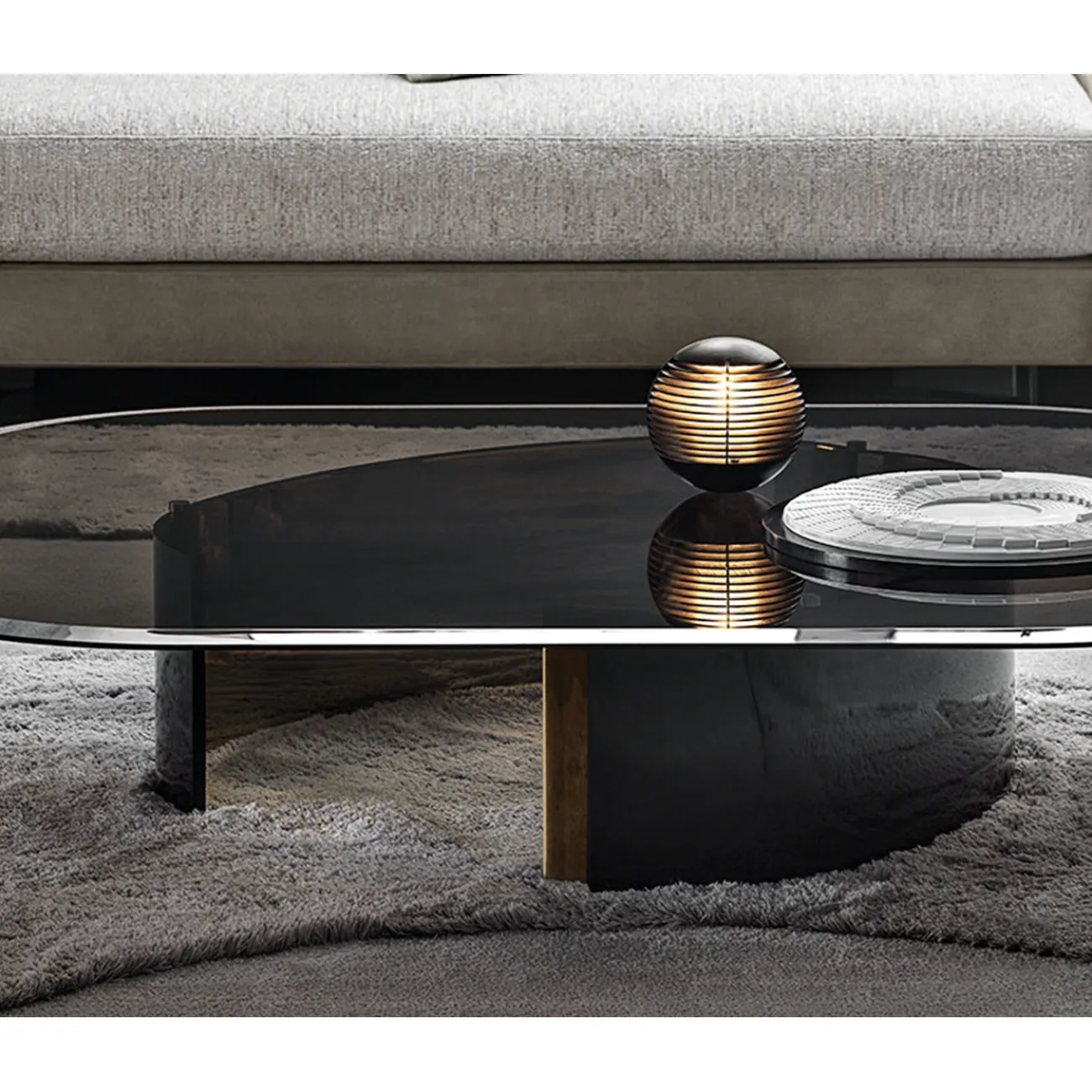 Дизайнерский журнальный столик LaLume-AP00242