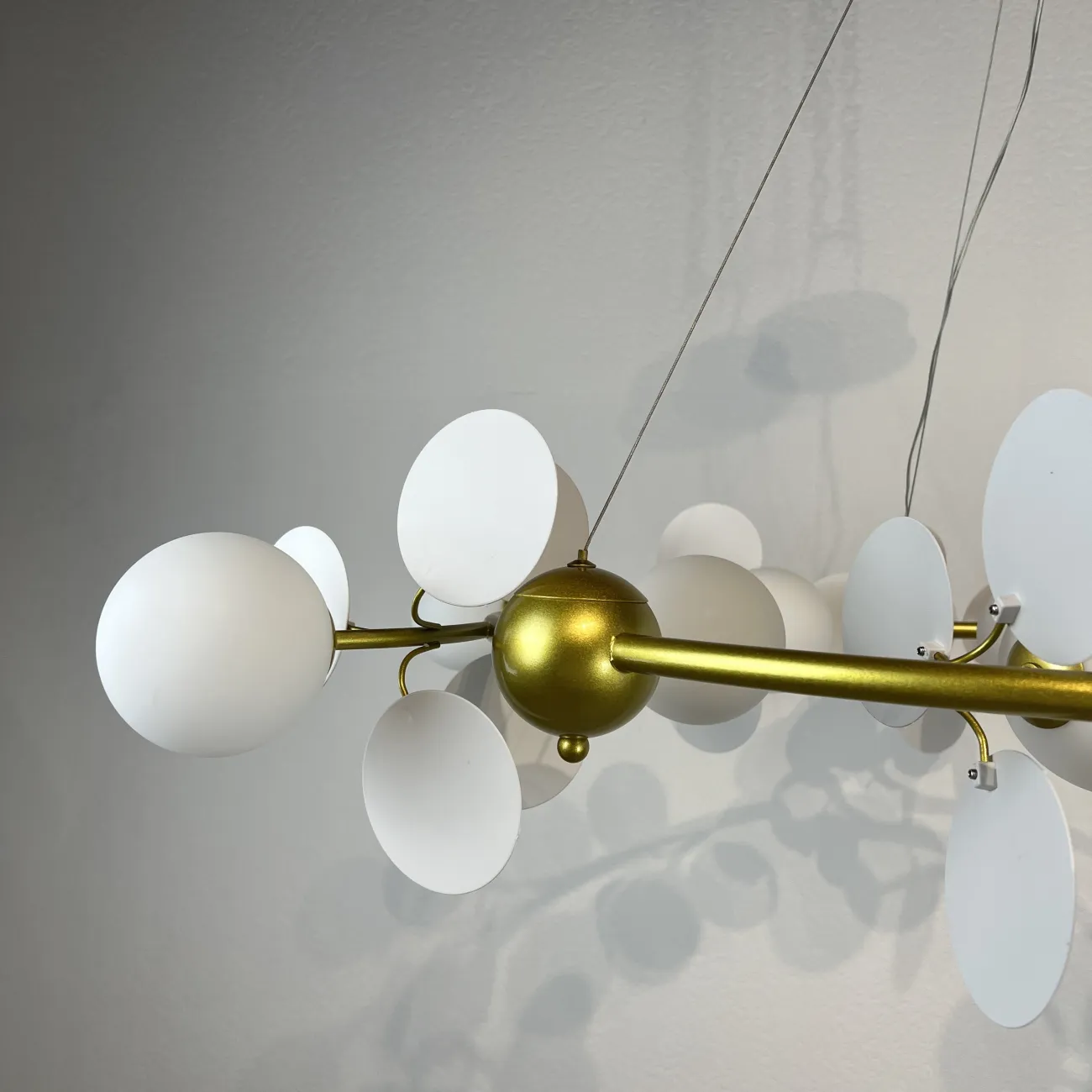 Кольцевая люстра MATISSE R SELF D105 от ImperiumLoft Кольцевая люстра MATISSE R SELF D105 от ImperiumLoft