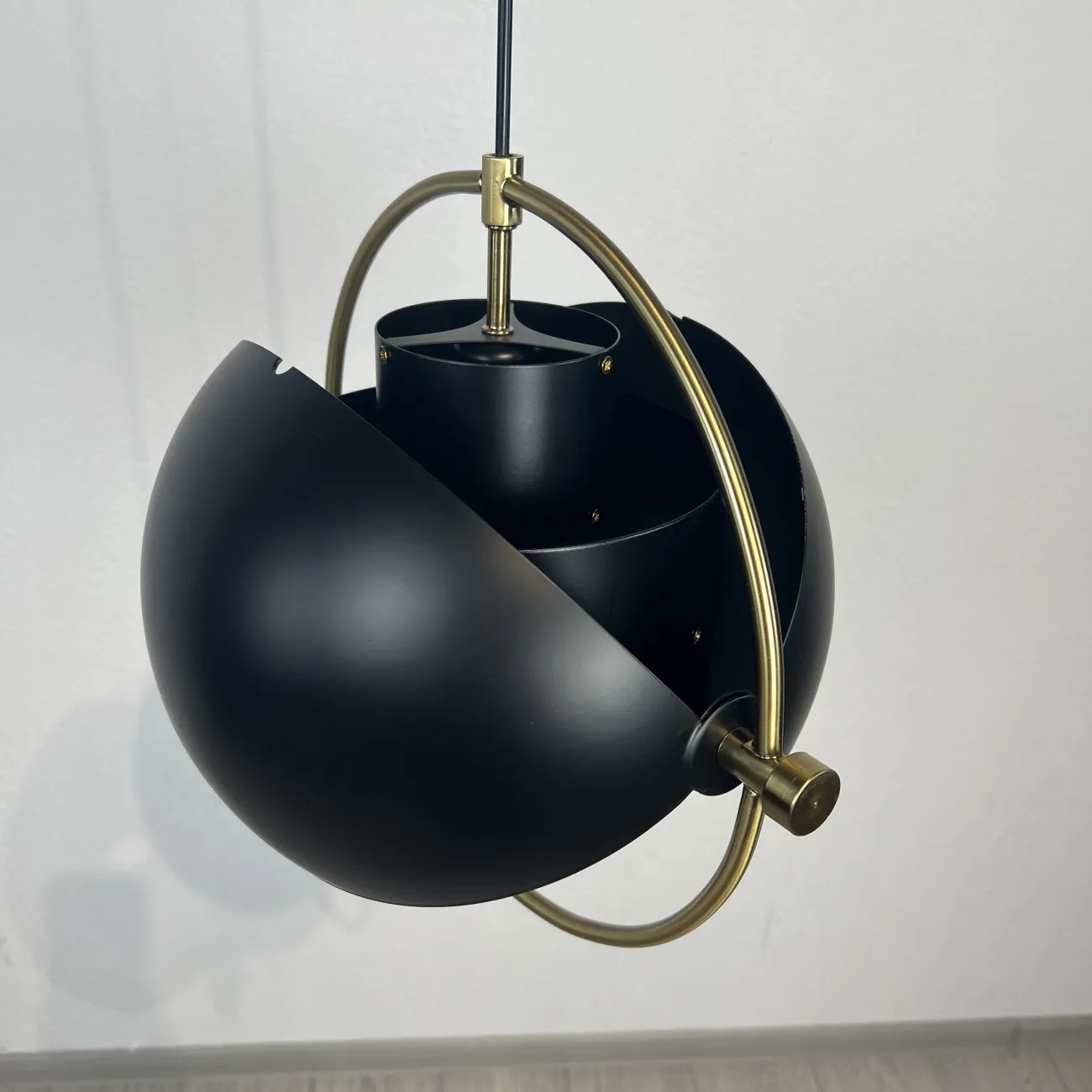 Люстра Louis Weisdorff Gubi Multi-lite Suspension Lamp Black от ImperiumLoft