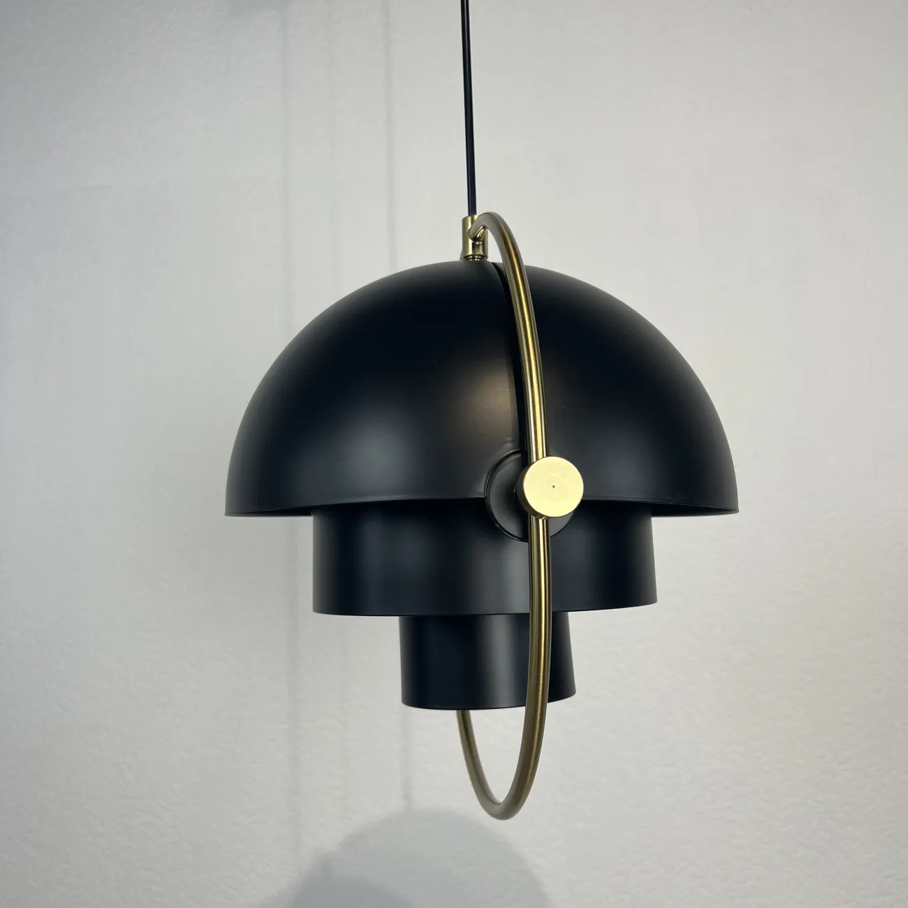 Люстра Louis Weisdorff Gubi Multi-lite Suspension Lamp Black от ImperiumLoft