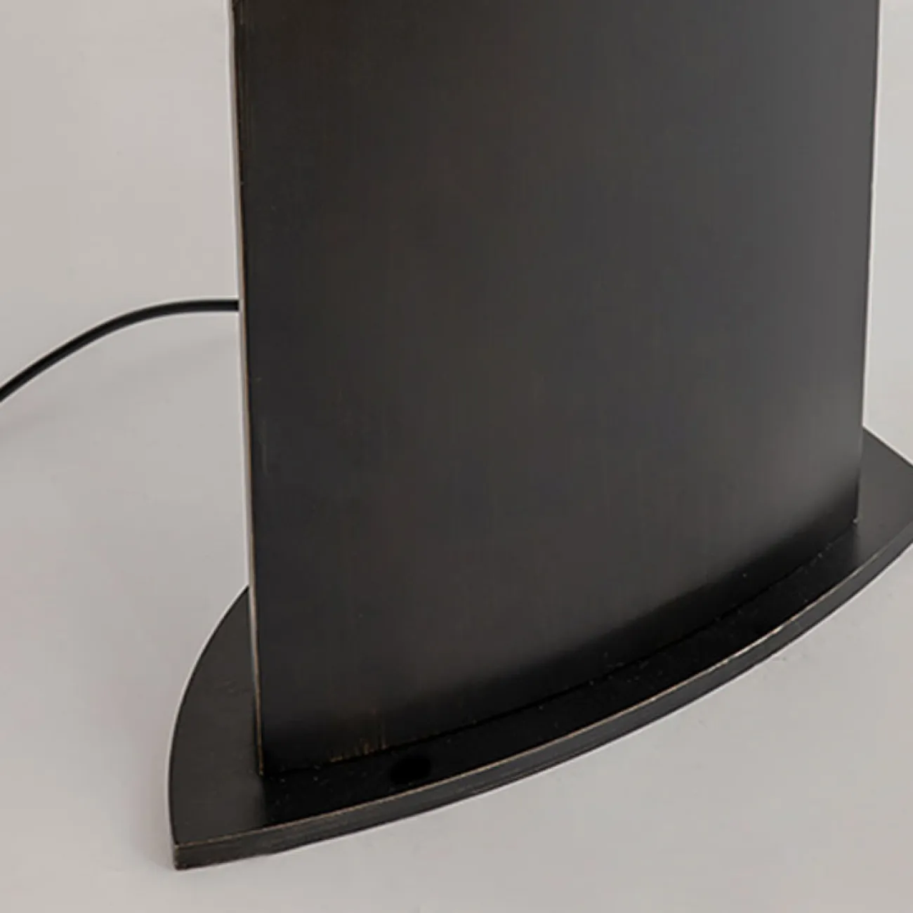 Дизайнерский торшер с цилиндрическим абажуром из двух текстильных сегментов со скругленными краями JANNA