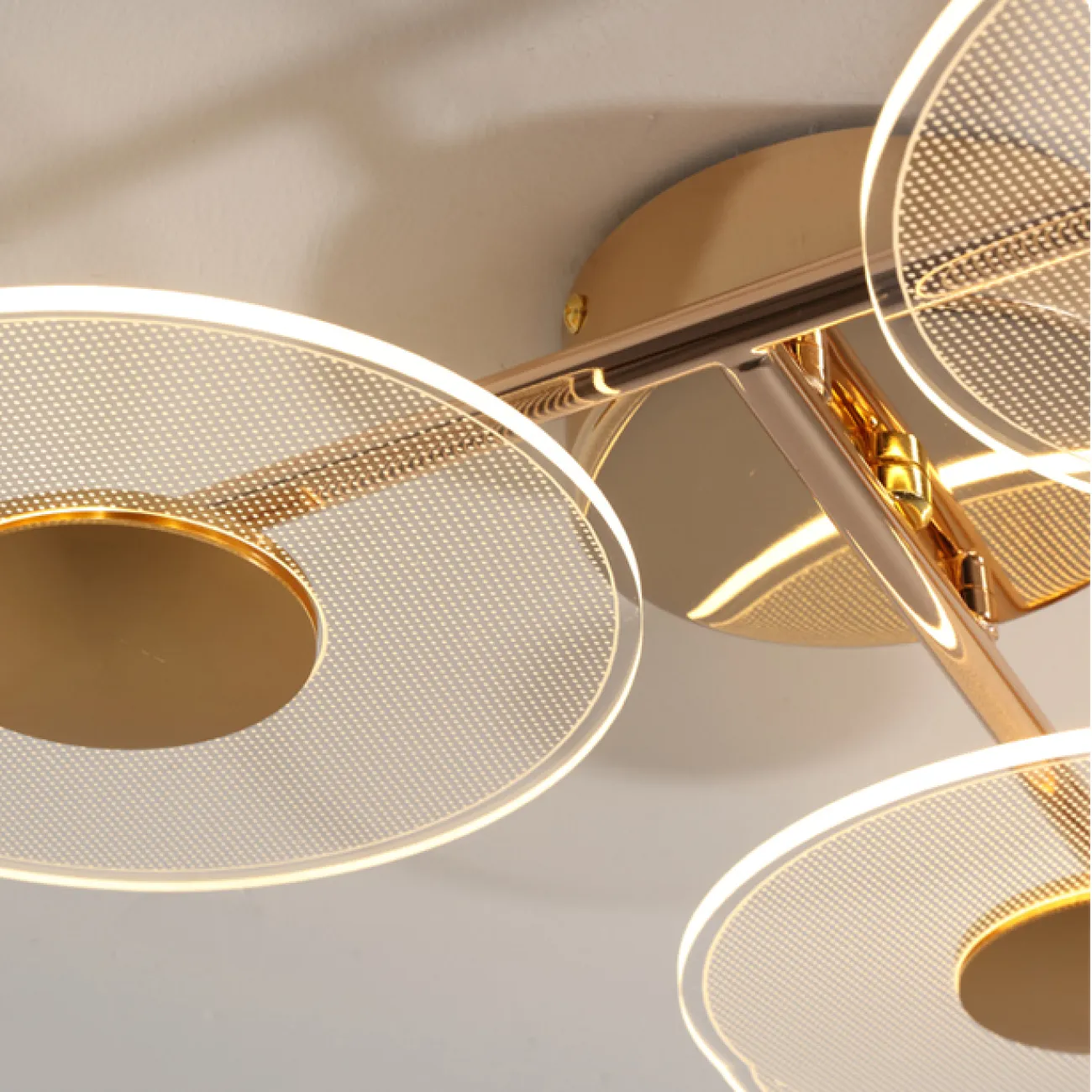 Серия настенных светодиодных светильников в виде комбинации дисковидных рассеивателей с точечным паттерном LAROY WALL L37 Серия настенных светодиодных светильников в виде комбинации дисковидных рассеивателей с точечным паттерном LAROY WALL L37