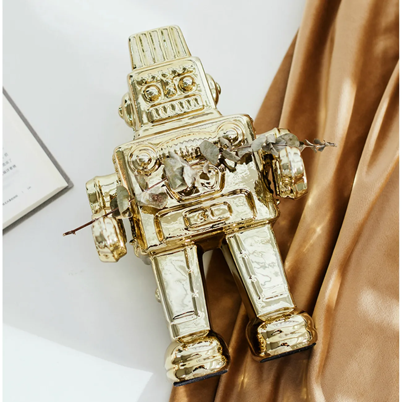 Дизайнерская статуэтка робота LaLume-SKT00181 