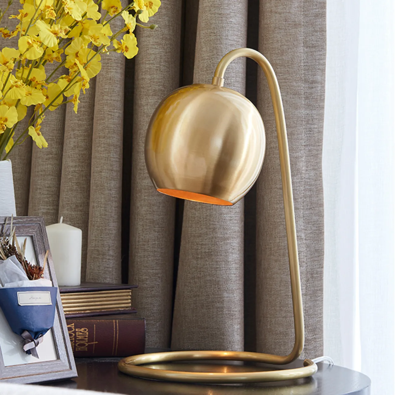 Настольная лампа Scoop от ImperiumLoft