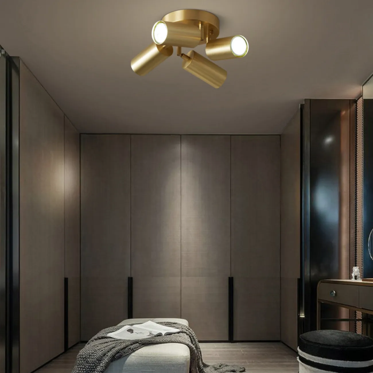 Серия светильников с поворотными цилиндрическими спотами из настоящей латуни HALLER L3 Серия светильников с поворотными цилиндрическими спотами из настоящей латуни HALLER L3