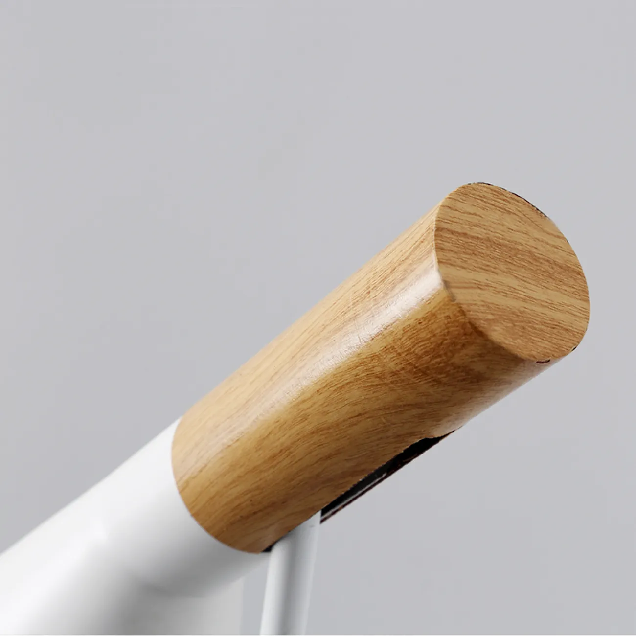 Торшер AJ Floor by Arne Jacobsen for Louis Poulsen от ImperiumLoft