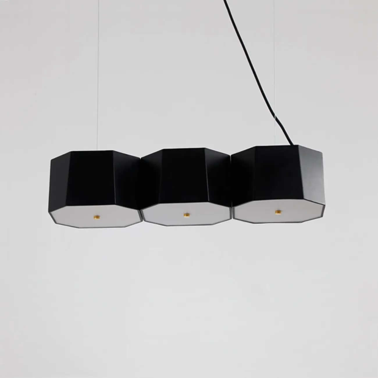 Подвесной реечный светильник PRIZMA L69 от ImperiumLoft