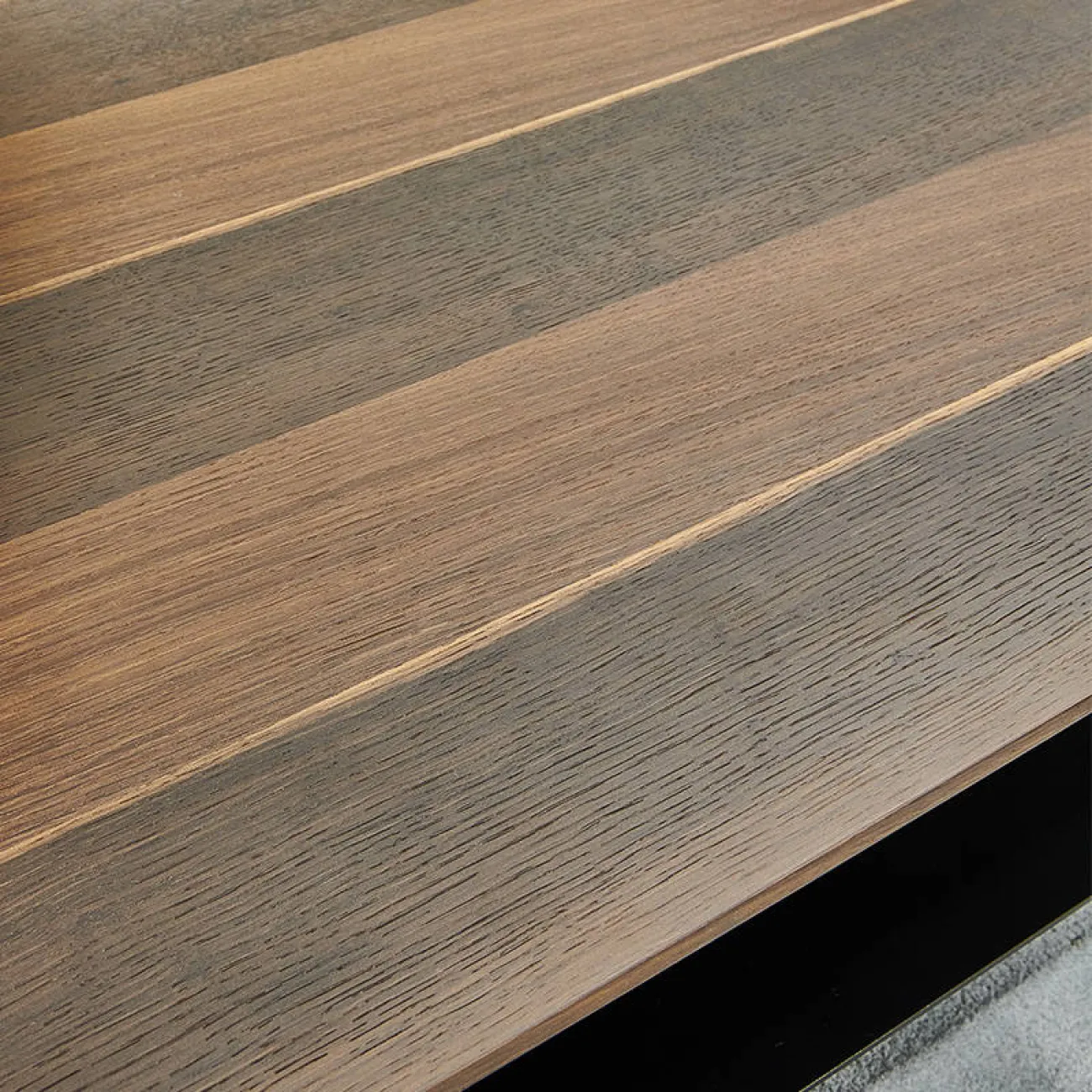 Дизайнерский журнальный столик - LaLume-AP00352