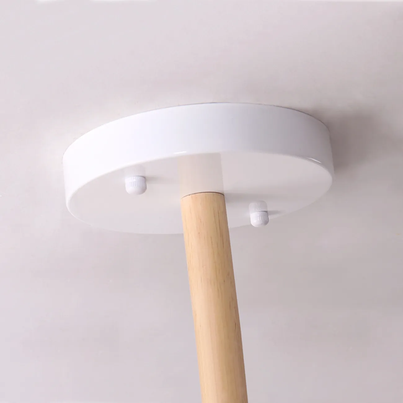 Люстра на штанге VARDA 5 lamps Pink от ImperiumLoft