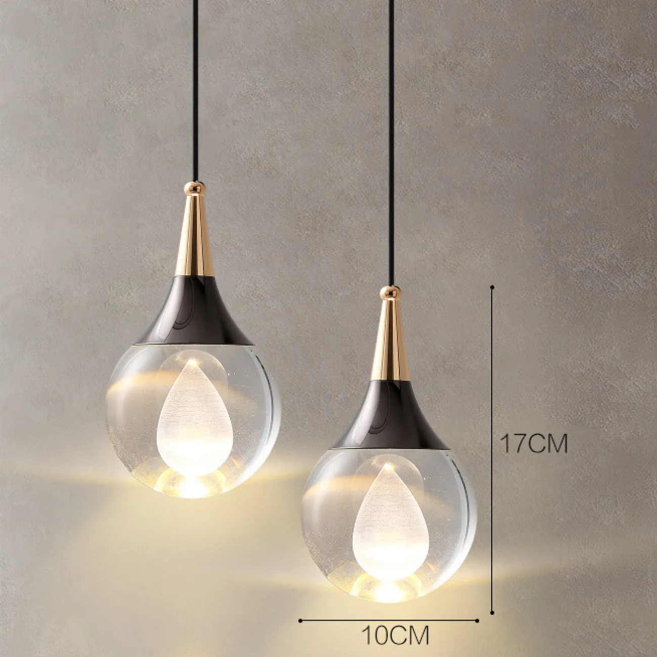 Готовая комбинация подвесных светодиодных светильников с лазерной гравировкой внутри шарообразных хрустальных рассеивателей SOFUS DUO C