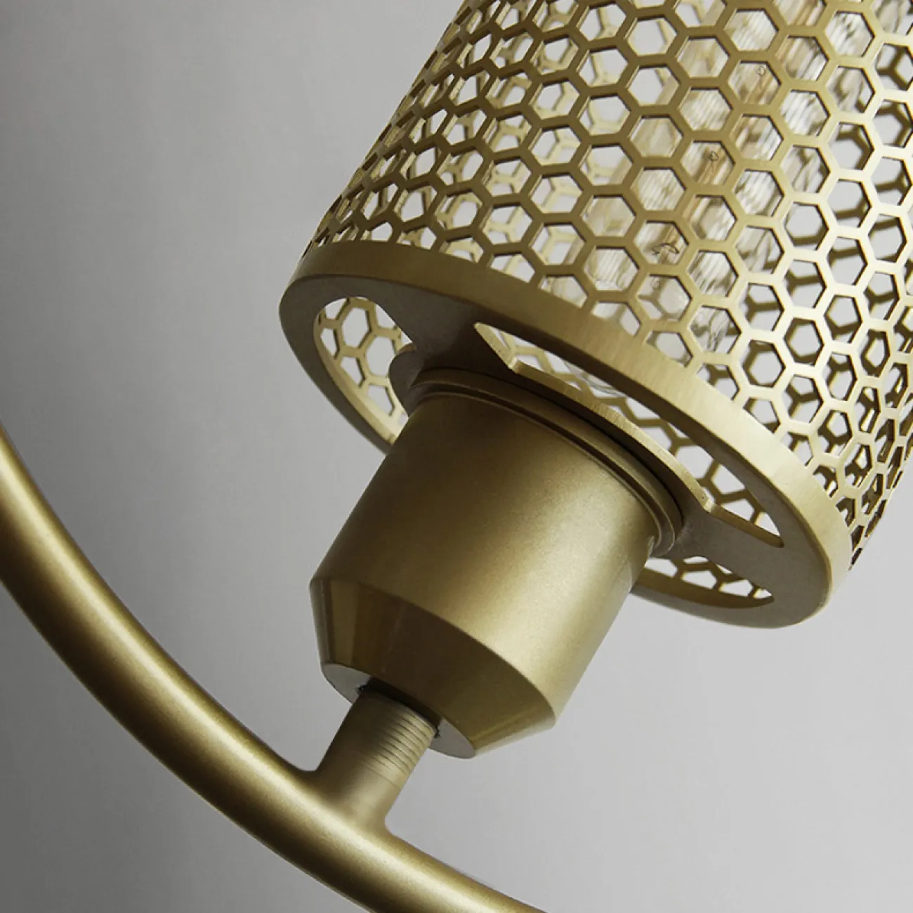 Подвесной светильник RESIST от ImperiumLoft