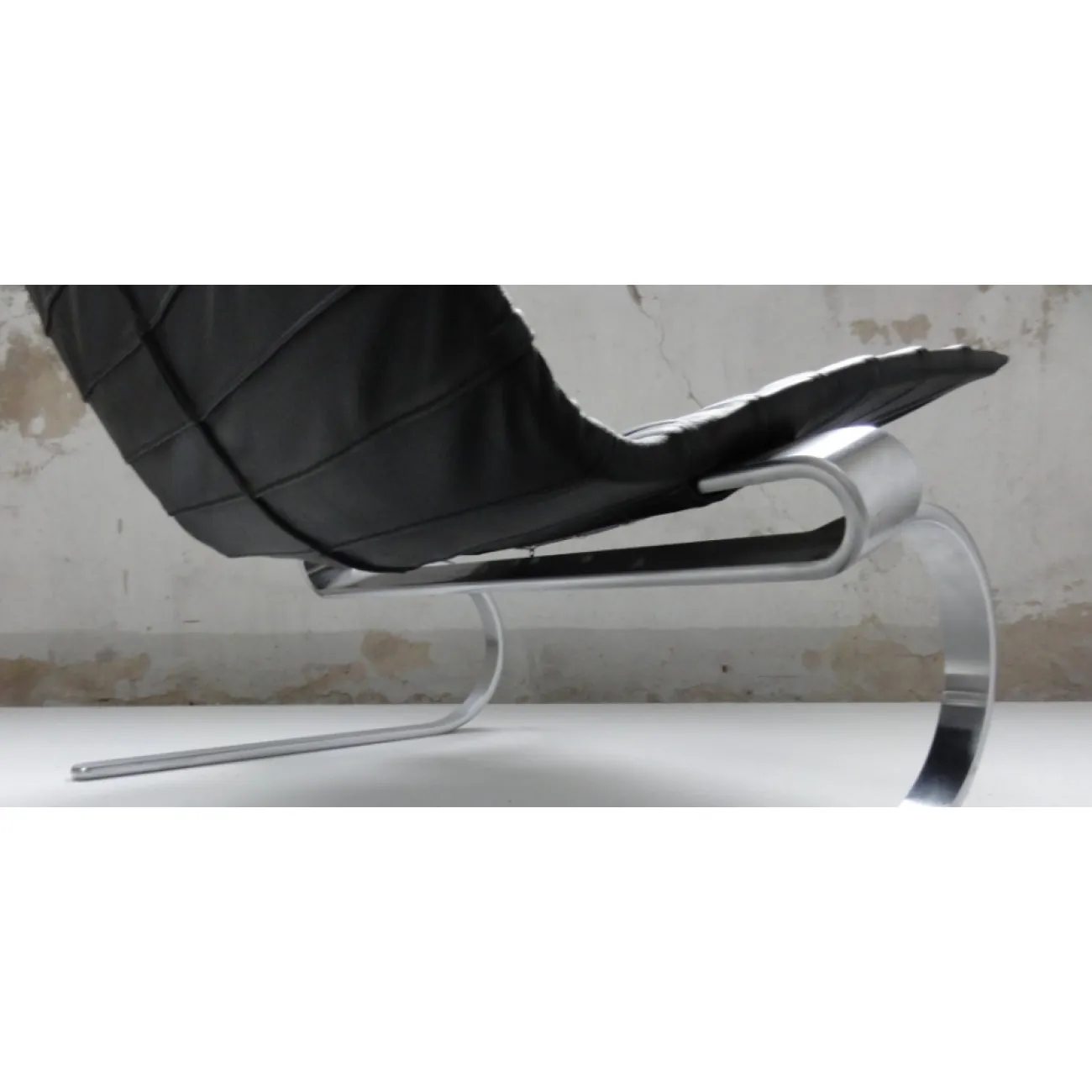 Кресло PK20 Lounge designed by Poul Kjaerholm		 in 1967 от LaLume