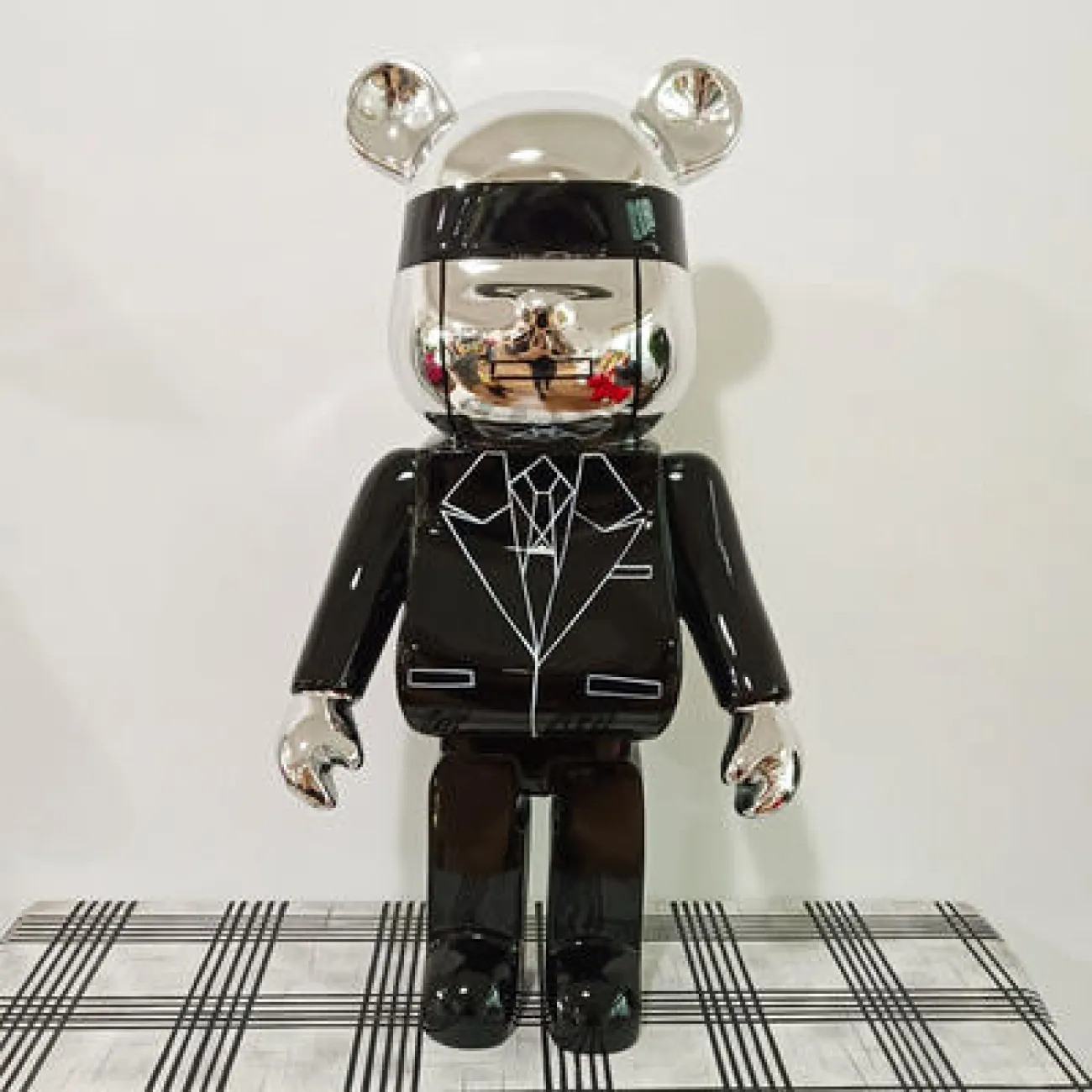 Дизайнерские статуэтки LaLume-SKT00198 