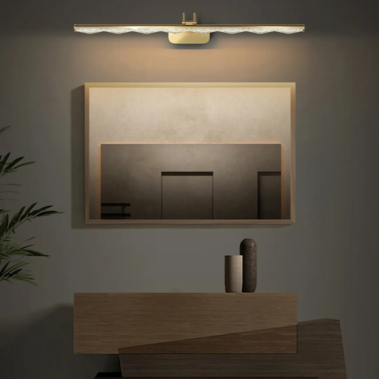 Серия настенных светодиодных светильников с рельефным зубчатым плафоном в горизонтальном трубчатом корпусе CARIA WALL L40,5 Black