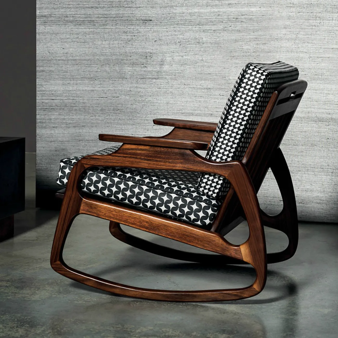 Дизайнерское кресло LaLume-KK00135 Дизайнерское кресло LaLume-KK00135