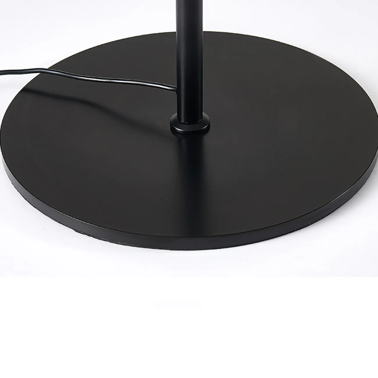 Торшер с дискообразным плафоном на подвижной штанге с красным наконечником DUKE