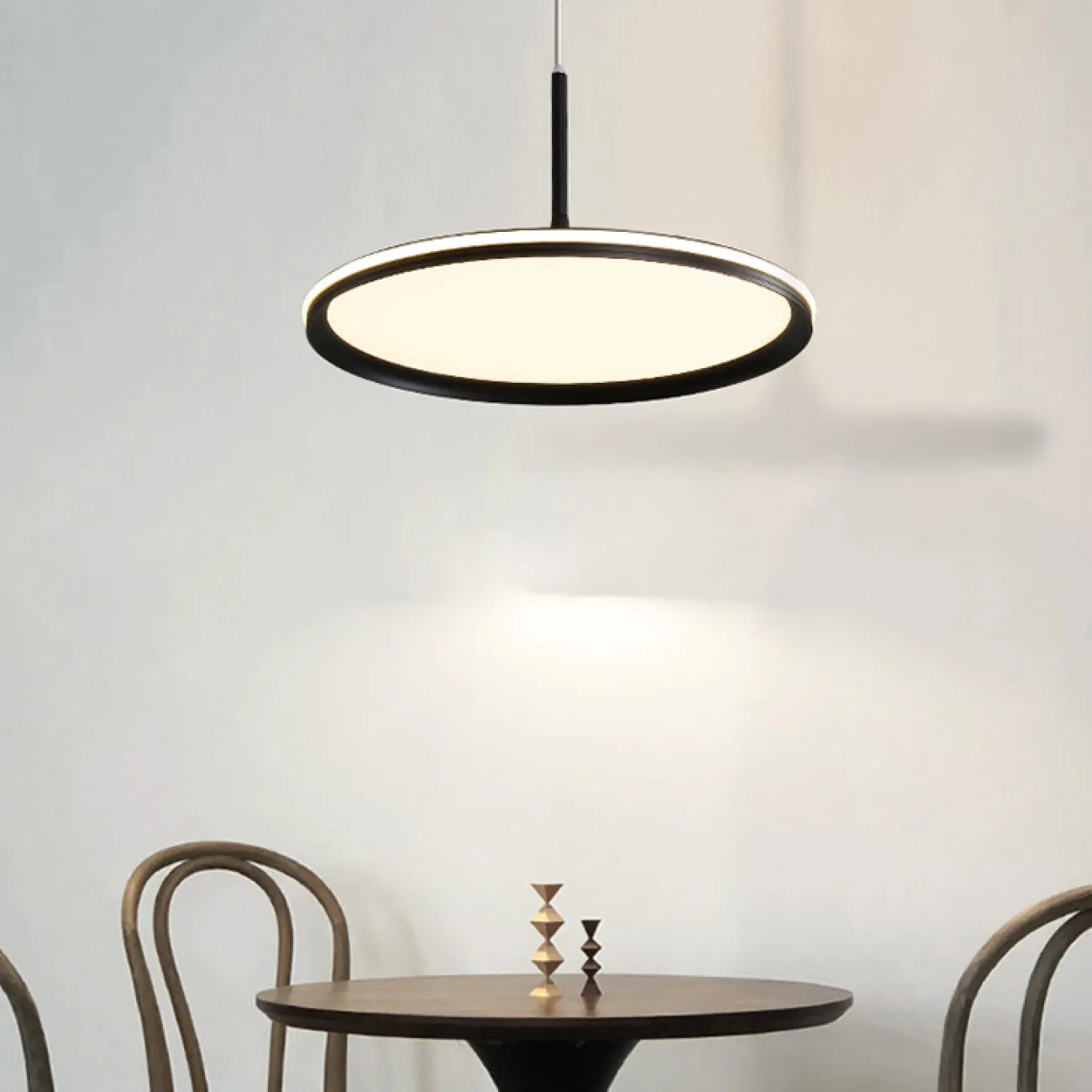 Подвесной светильник DANIKA D40 Black Трехцветный свет от ImperiumLoft