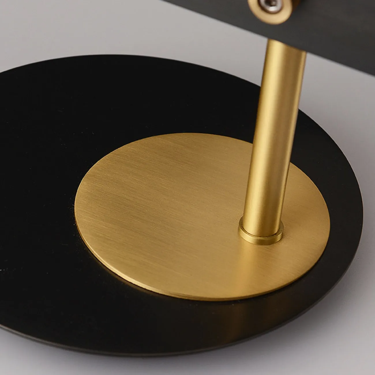 Настольная лампа JUDITH TAB от ImperiumLoft