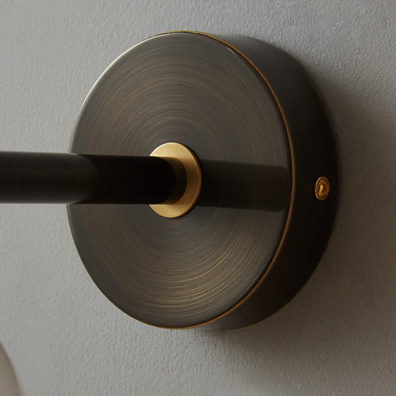 Настенный светильник SHADOW L2 от ImperiumLoft