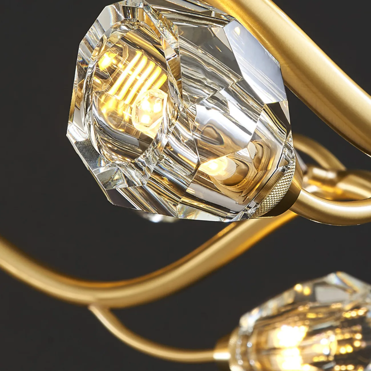 Подвесная люстра ADRIANNA D105 от ImperiumLoft