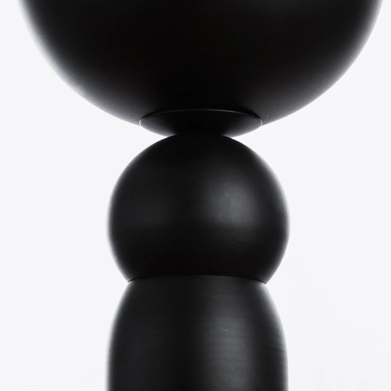 Потолочная люстра MILITO L8 от ImperiumLoft Потолочная люстра MILITO L8 от ImperiumLoft