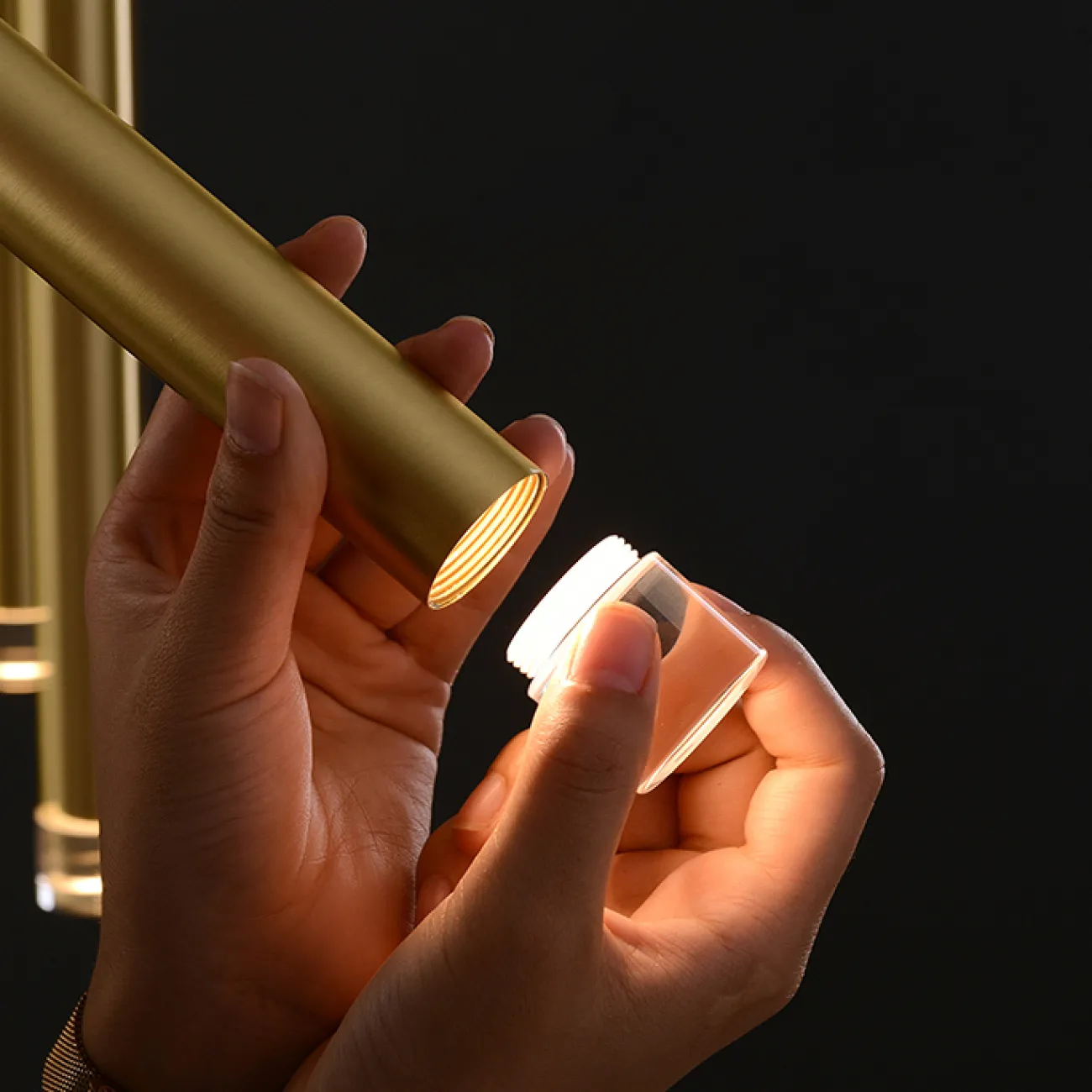 Подвесной светильник RHEA R L9 от ImperiumLoft