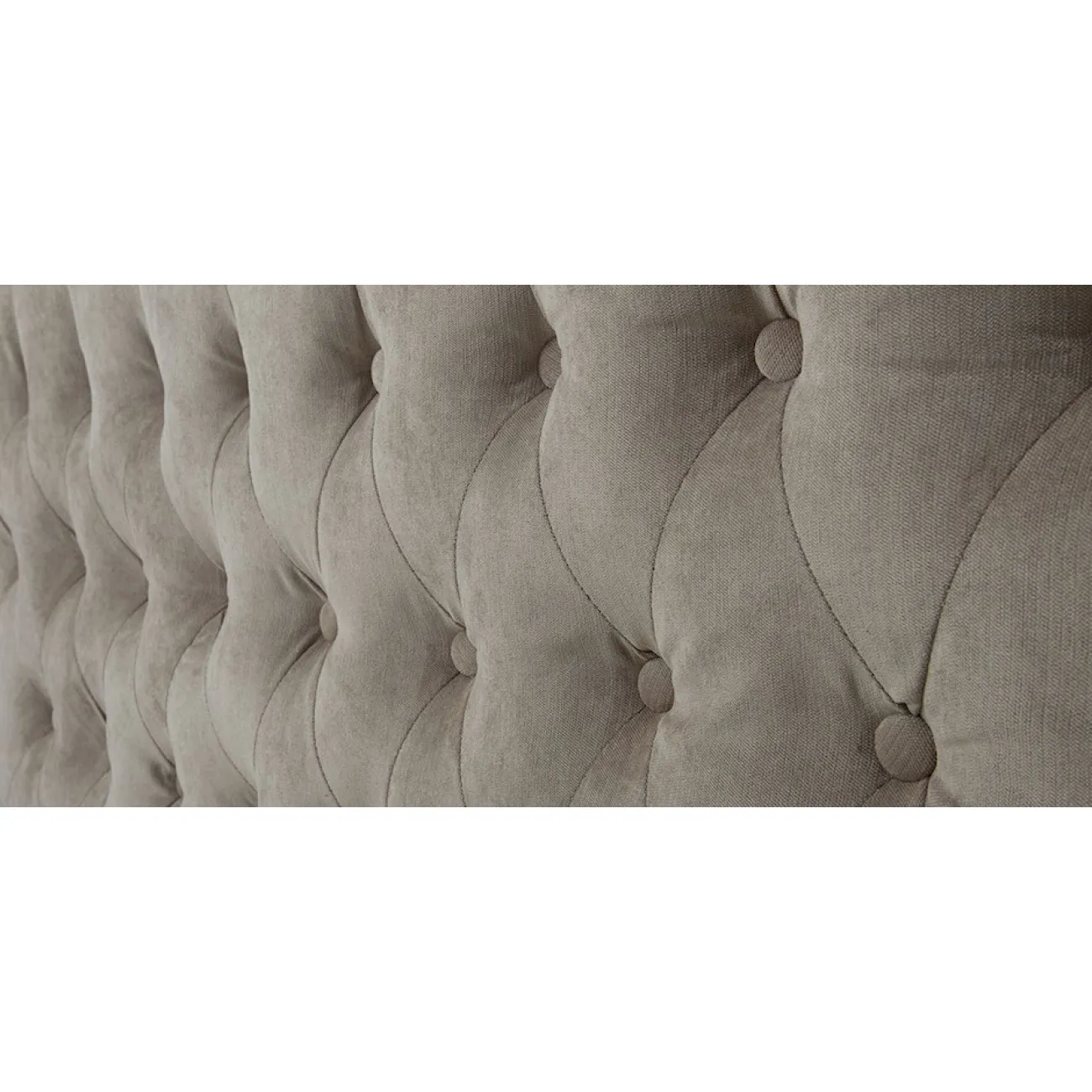 Кровать двуспальная с изголовьем бежевая Button от LaLume