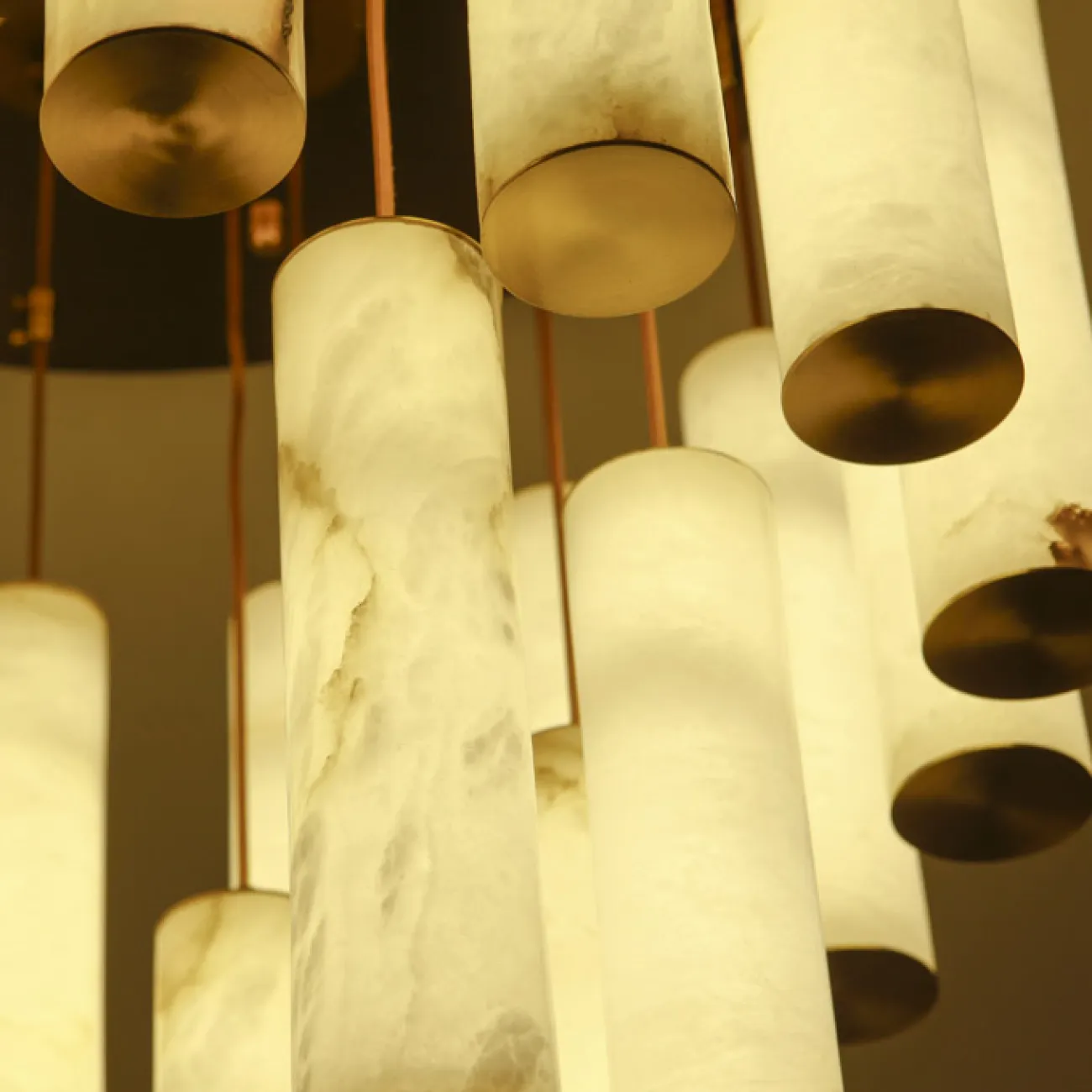 Потолочная люстра MARBLE GOLD от ImperiumLoft Потолочная люстра MARBLE GOLD от ImperiumLoft