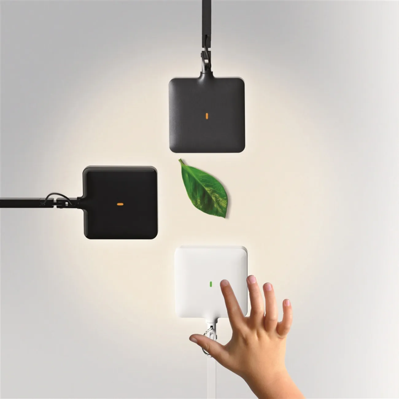 Настольная лампа Kelvin LED Base Shiny black F3311030 от ImperiumLoft