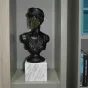 Дизайнерская скульптура женщины LaLume-SKT00110
