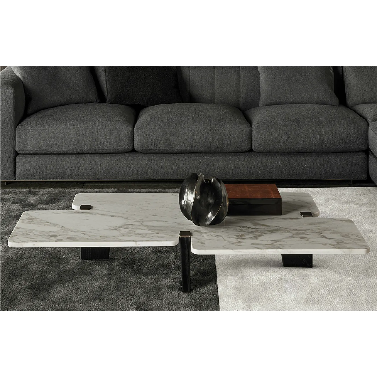 Дизайнерский журнальный столик LaLume-AP00239