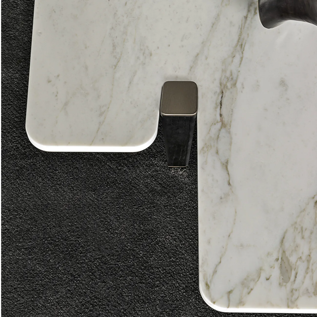 Дизайнерский журнальный столик LaLume-AP00239