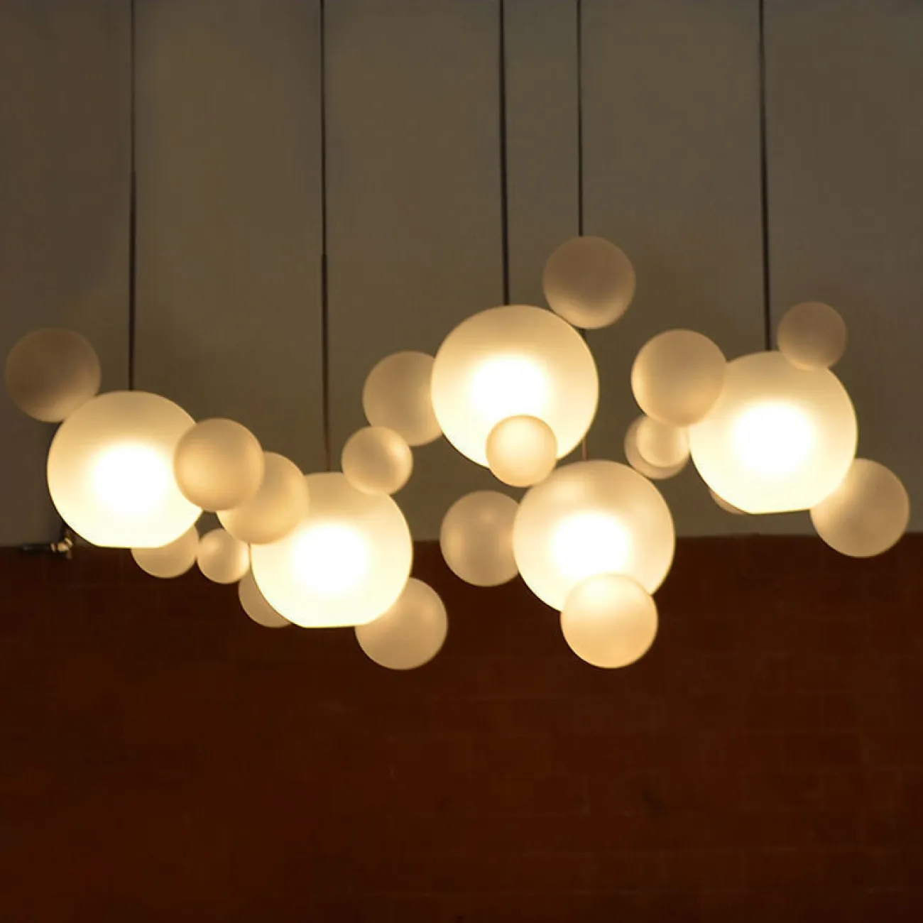 Подвесной светильник BUBBLE B MILK D от ImperiumLoft