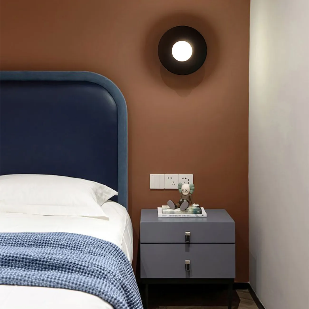 Настенный светильник AILEN Black от ImperiumLoft