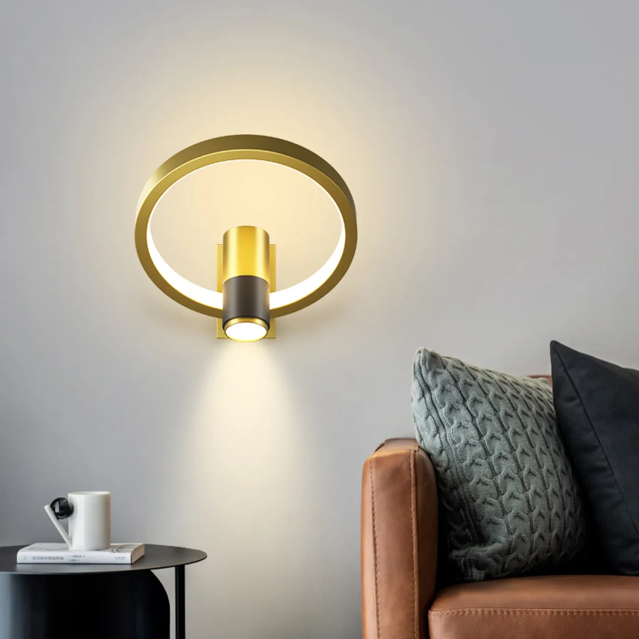 Серия настенных светильников в виде комбинации цилиндрического плафона и геометрической рамки с LED-подсветкой DAGVEIG С Black Трехцветный свет