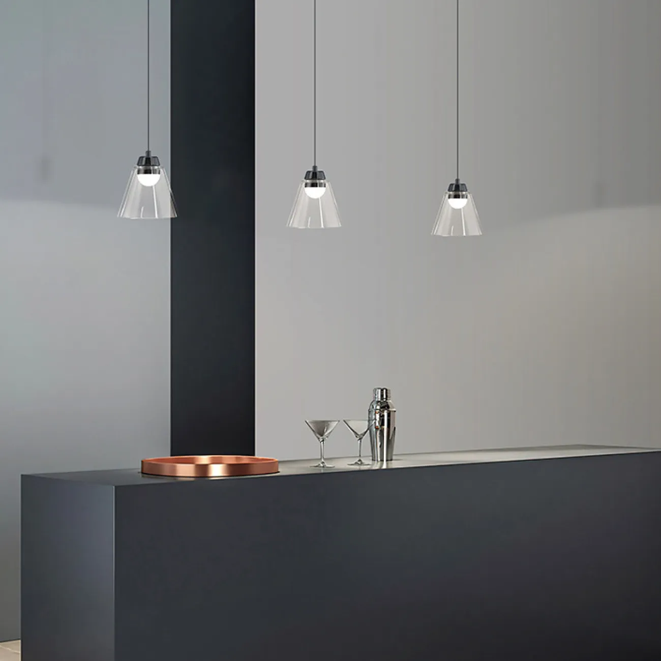 Готовая комбинация подвесных светодиодных светильников c округлыми источниками в прозрачных конических рассеивателях MARX TRIO L78