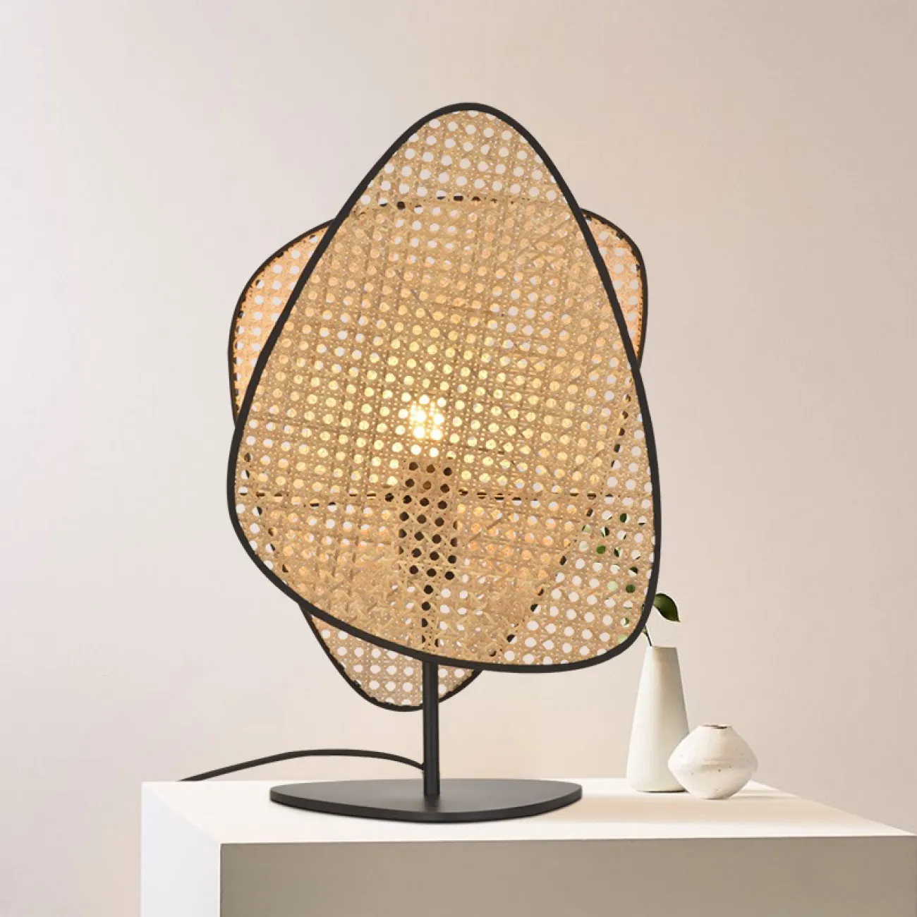 Настольная лампа RAVDNA TAB от ImperiumLoft